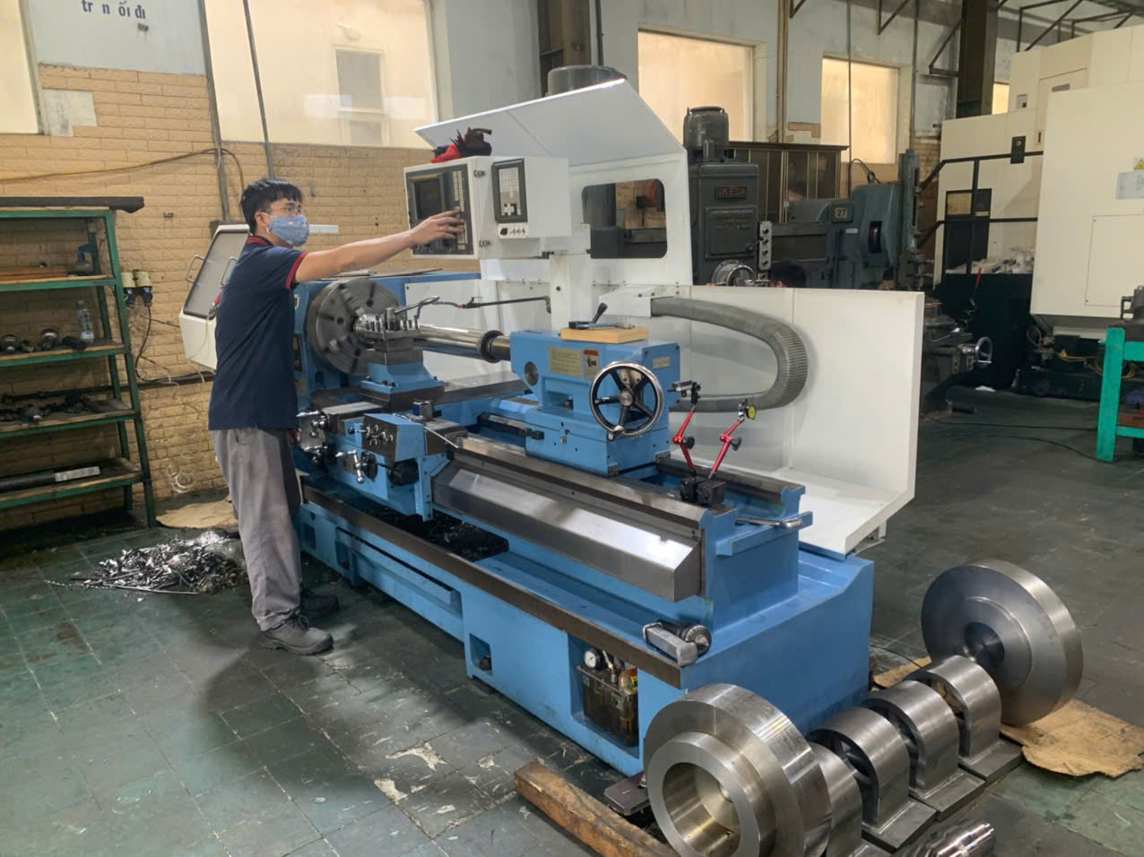CNC Lathing machine 1